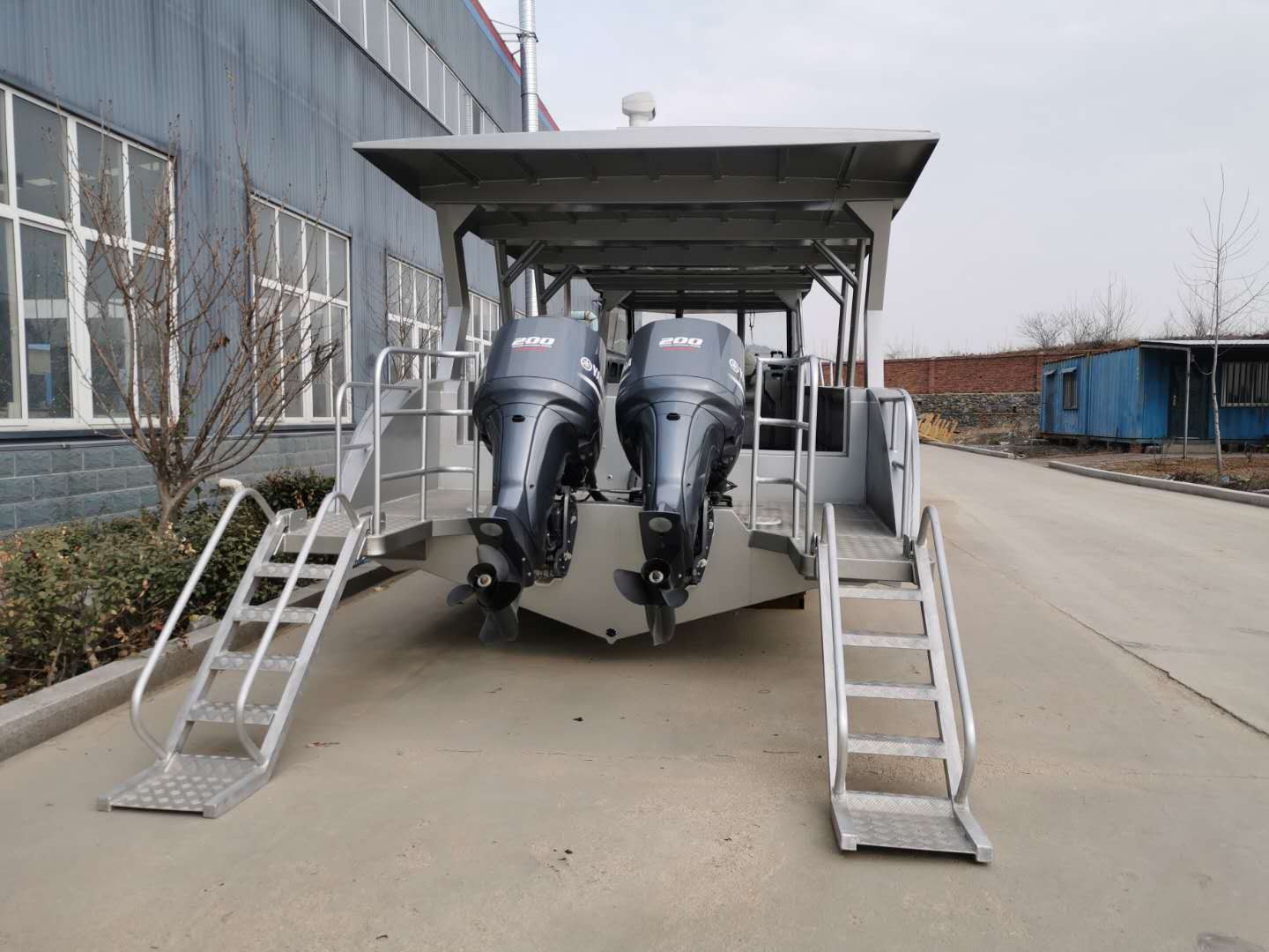 12.8 diving boat (2)