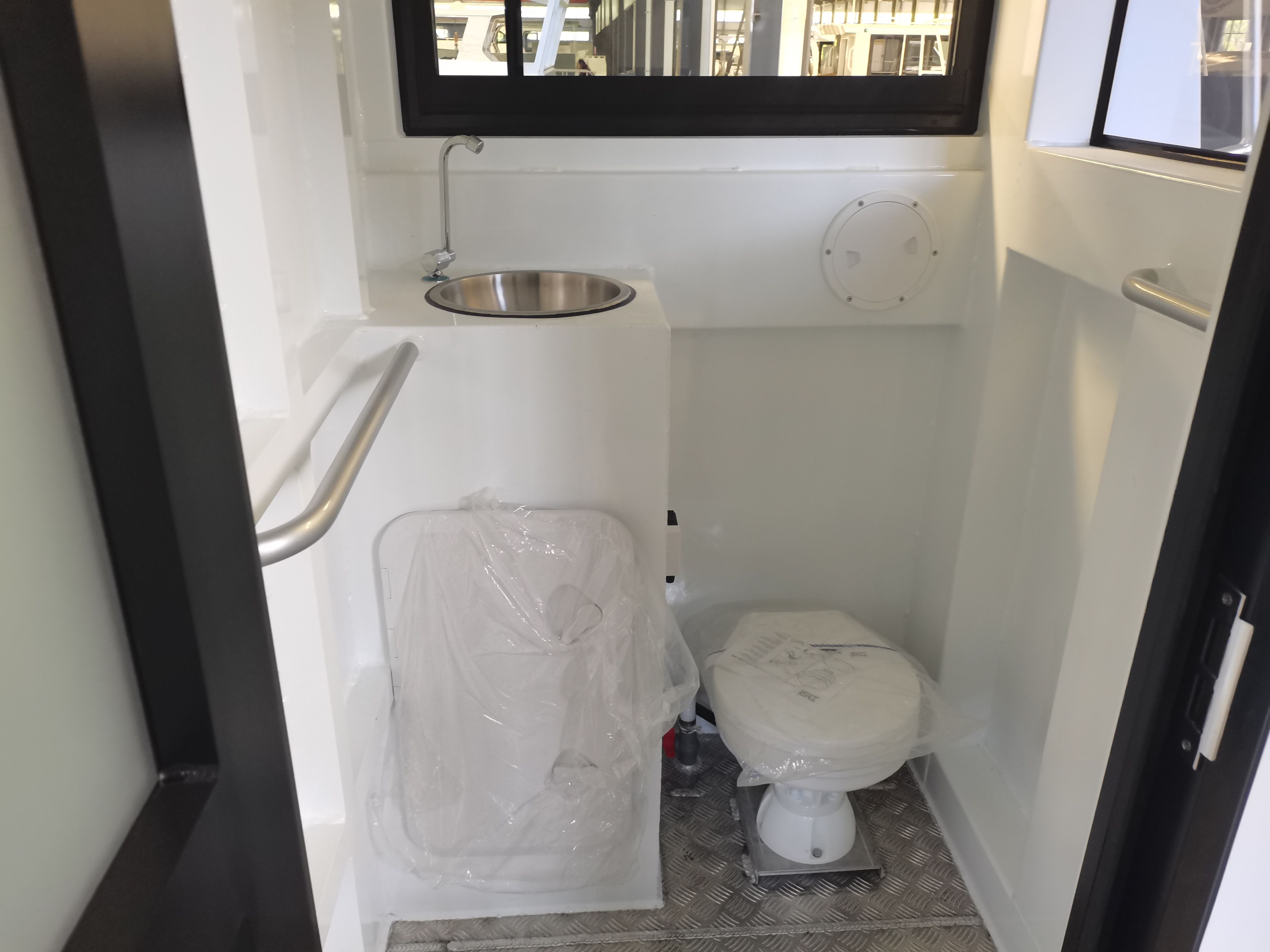 11m cabin (3)