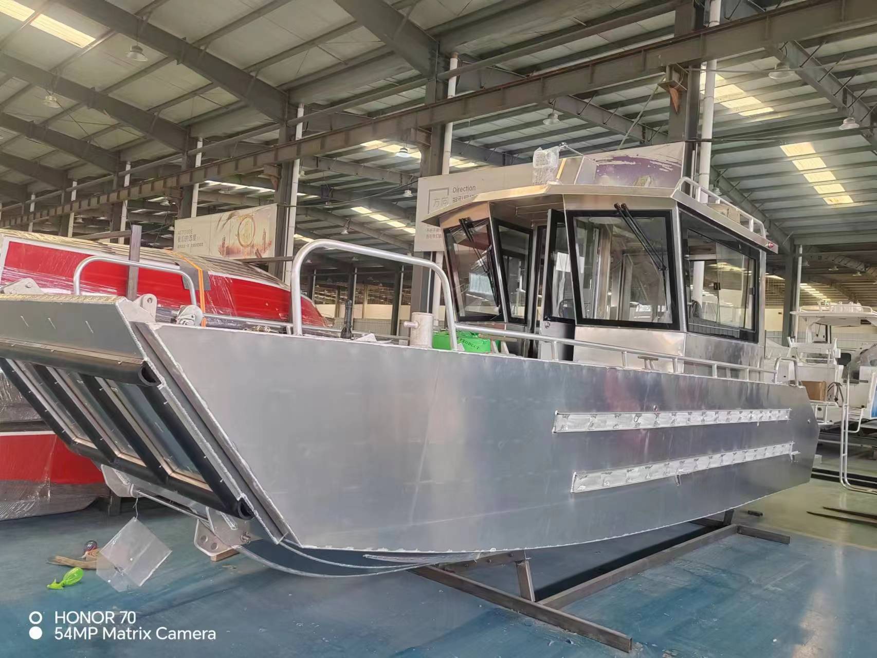 7.9m (26ft) Landing Craft Console Boat