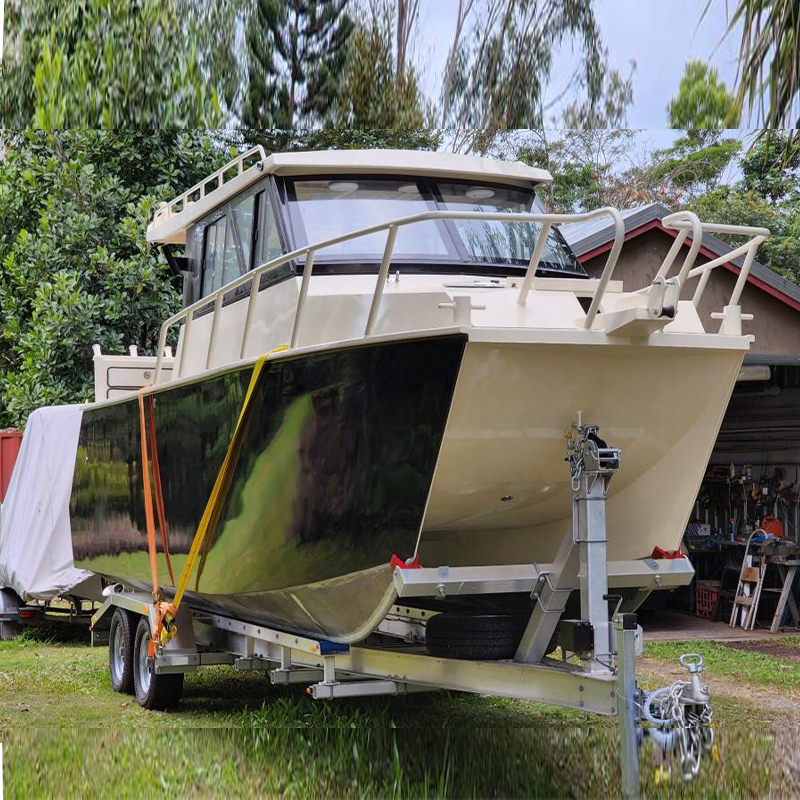 7.9m X 2.45m Catamaran Fishing Boat