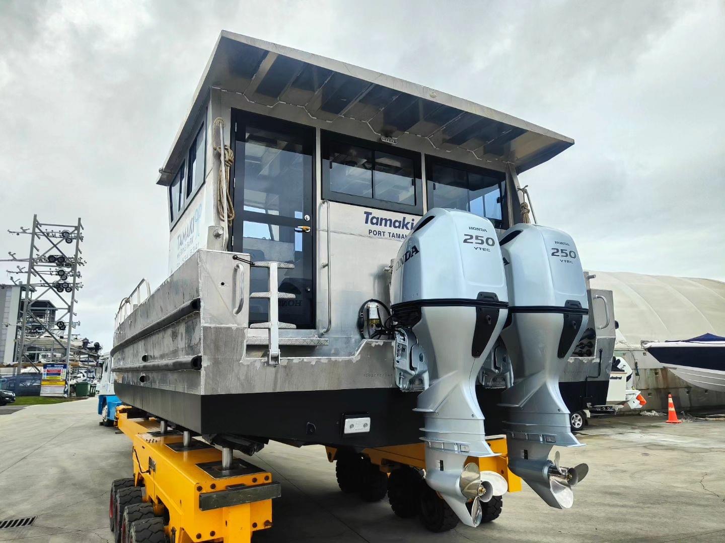 11m cabin (8)