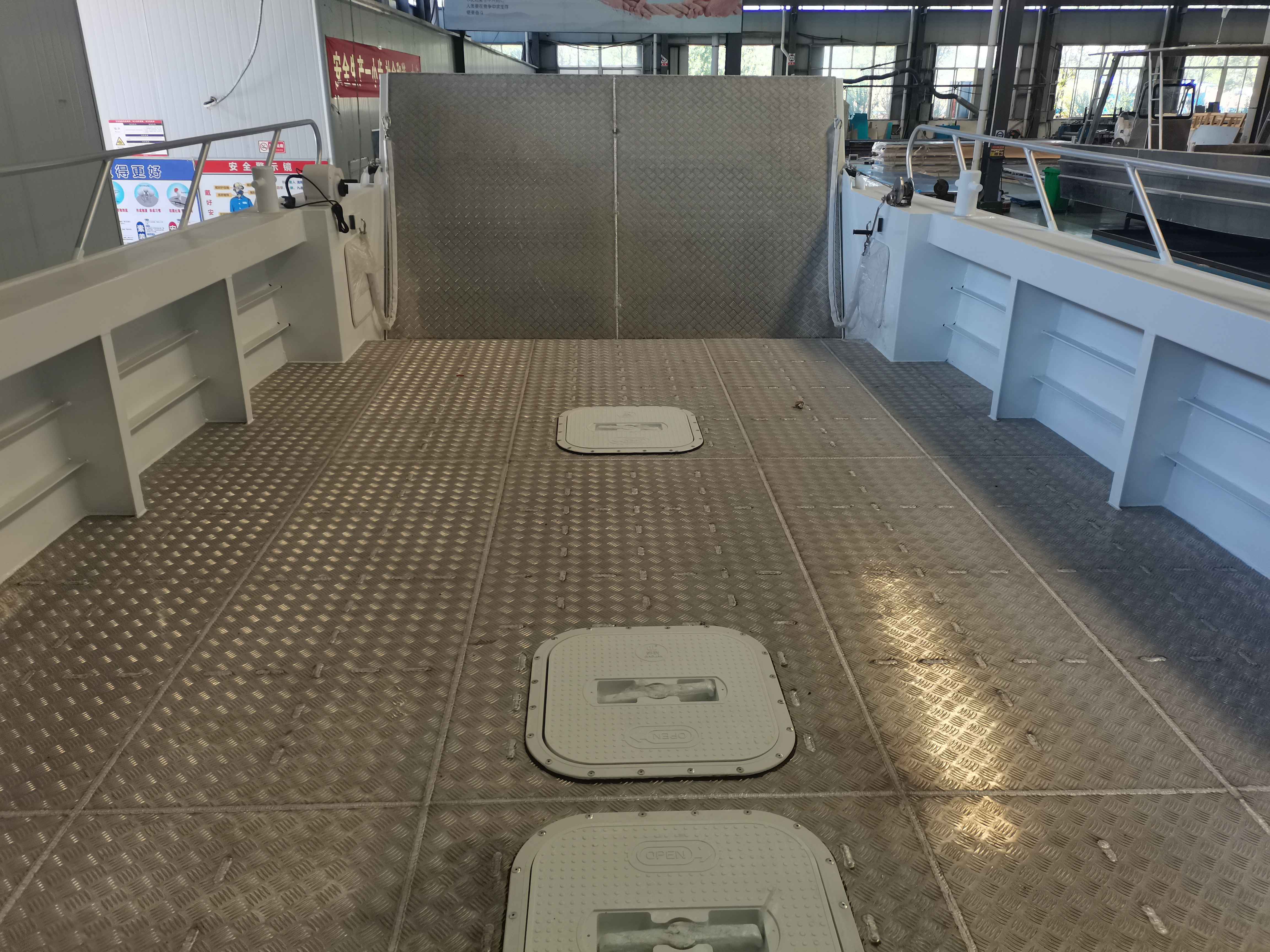 11m cabin (6)