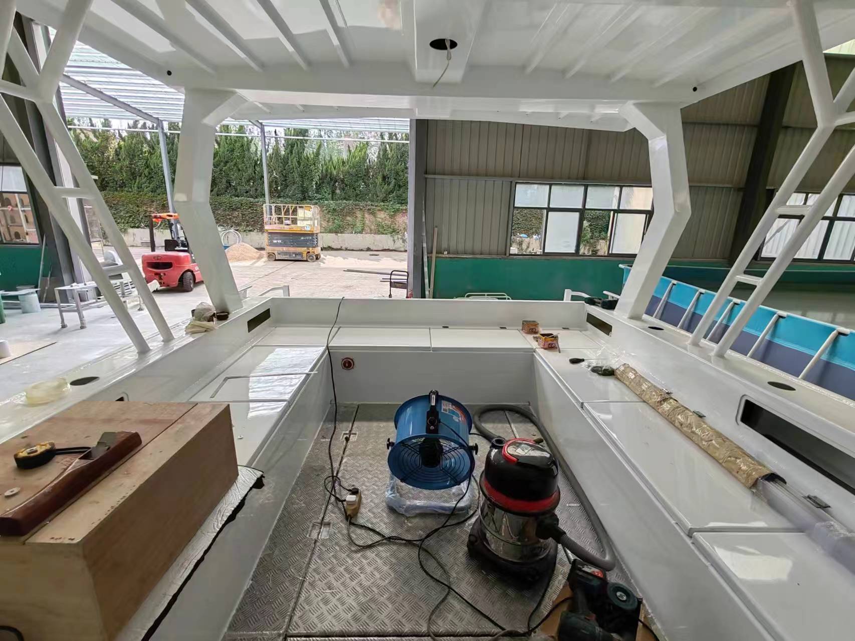 11.6m X 3.3m Passenger Boat Monohull