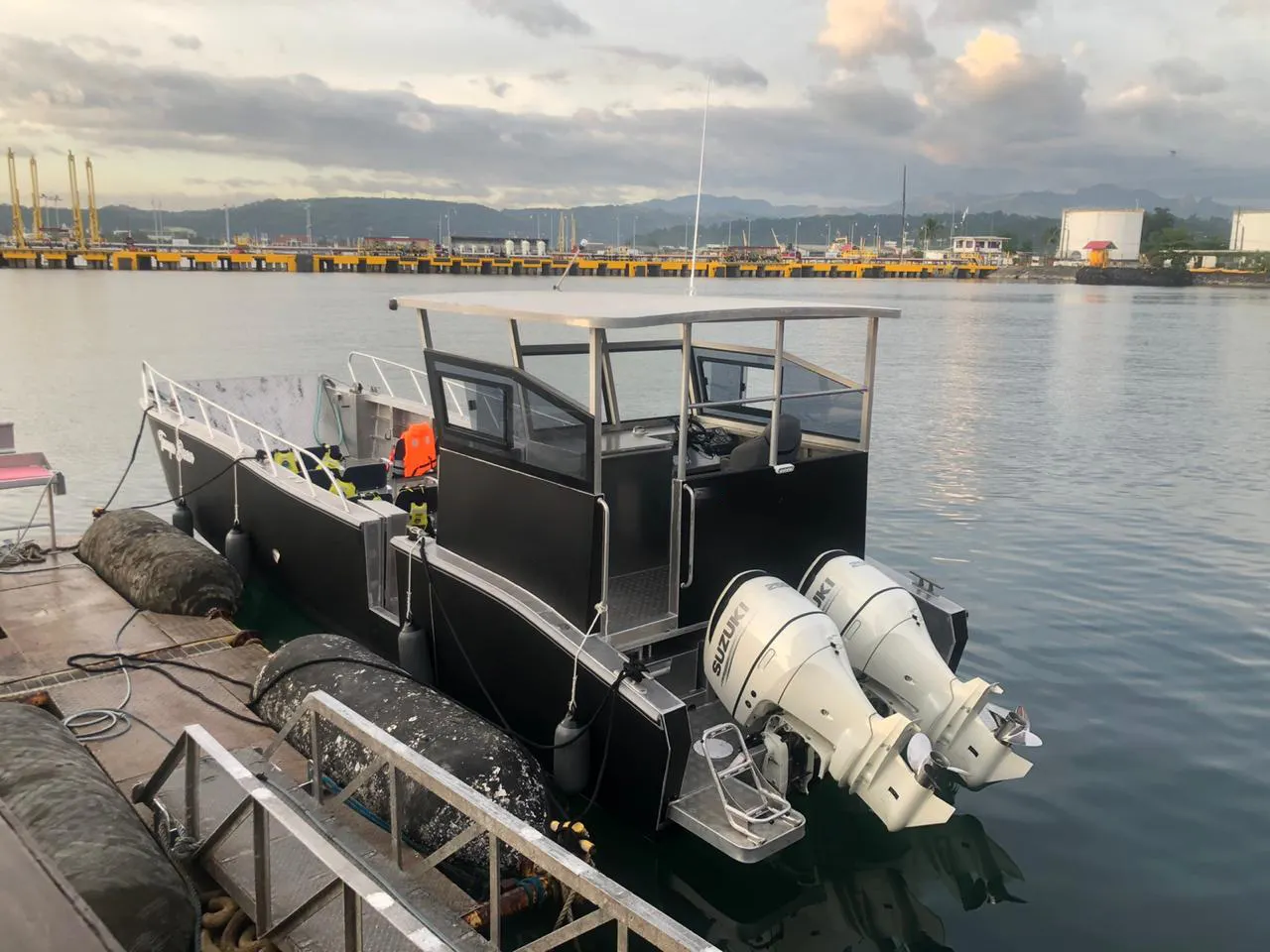 10m X 3m Landing Craft Cabin Boat
