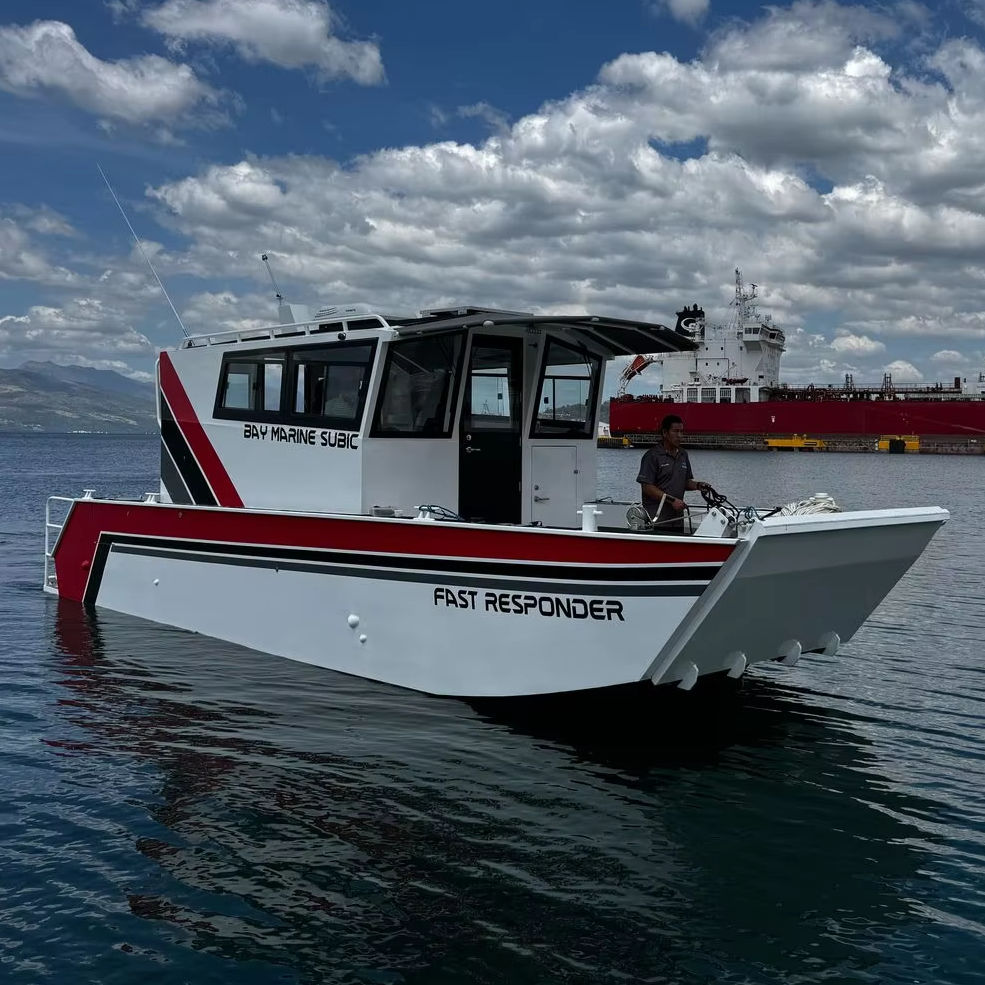 11m 36ft Aluminum Landing Craft Cargo Boat navigating open coastal waters